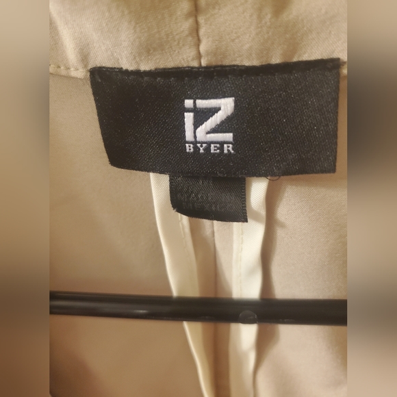 Cream blazer - Picture 4 of 7